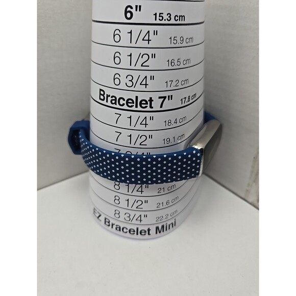 Fitbit Luxe Fitness Tracker FB422 Heart Rate Sleep SpO2 Bluetooth GPS No Charger - Picture 7 of 10